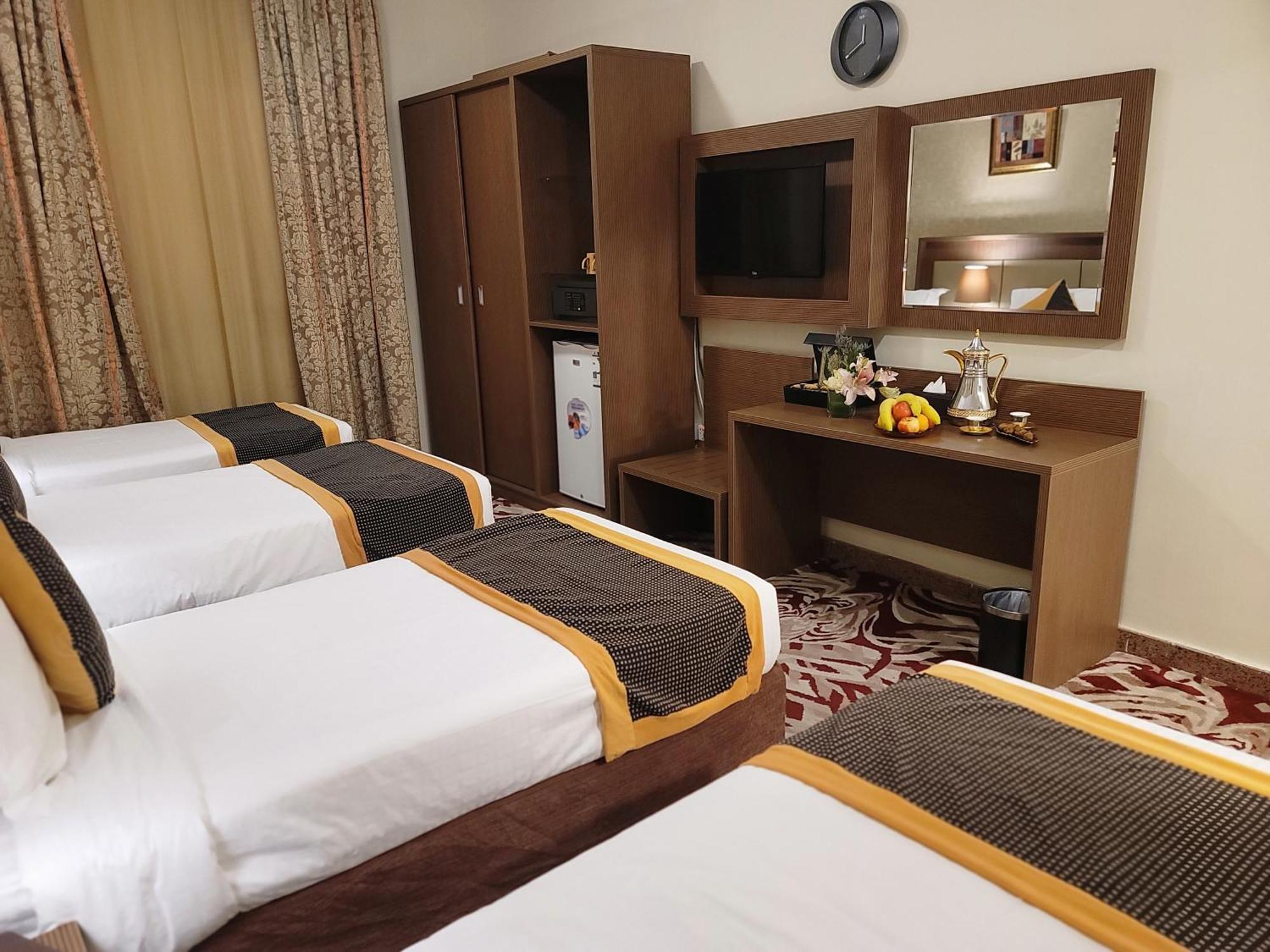 Qasr Al Ansar Golden Tulip Hotel Медина Экстерьер фото